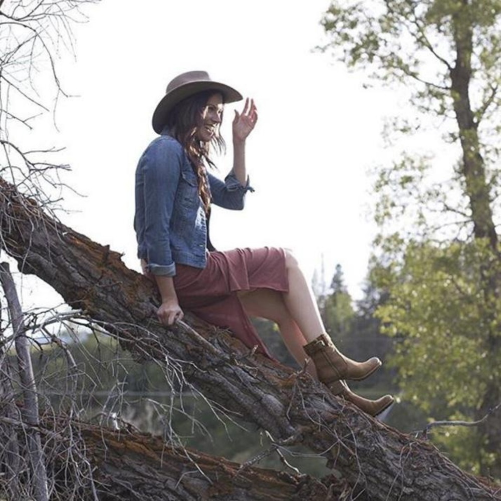 TRASK Madison waterproof suede boots